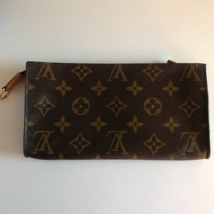 Louis Vuitton Pouchette